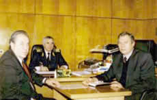 На своих заместителей: Л.Н. Гурова и В.Б. Литвина (на переднем плане слева направо) Г.А. Кругликов может положиться